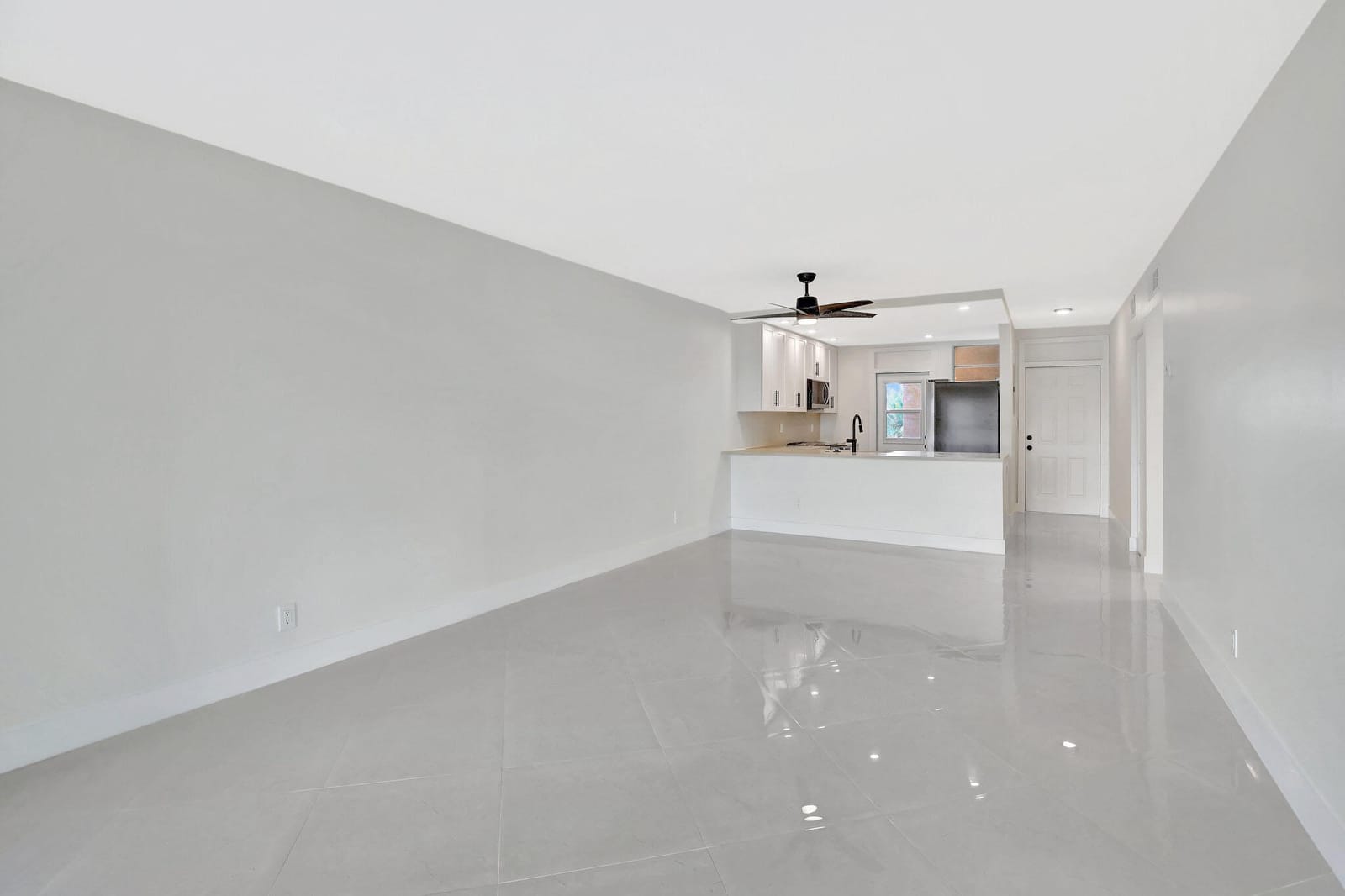 5275 NW 10th Court 405 — photo 12