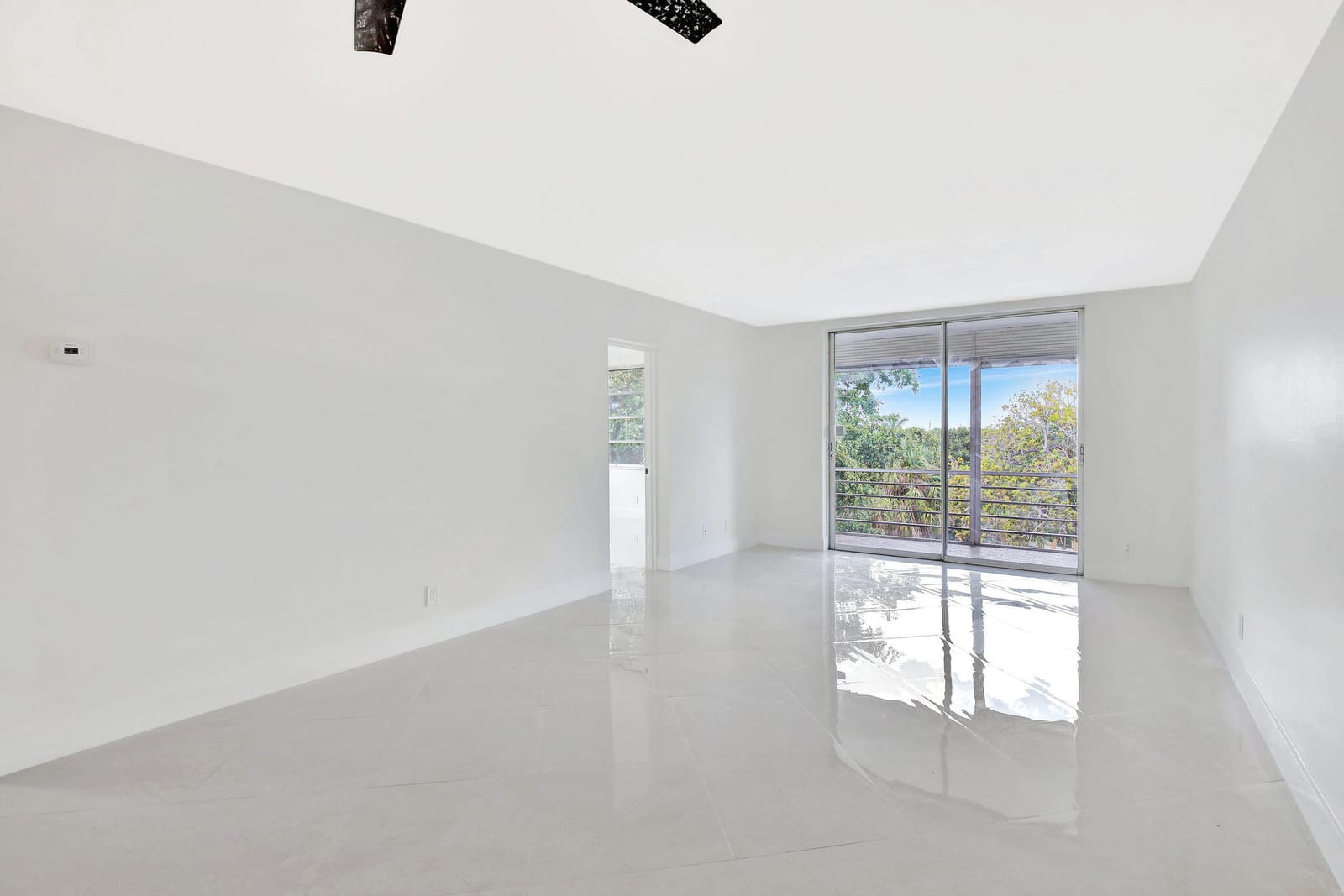 5275 NW 10th Court 405, Plantation, FL 33313 photo 14