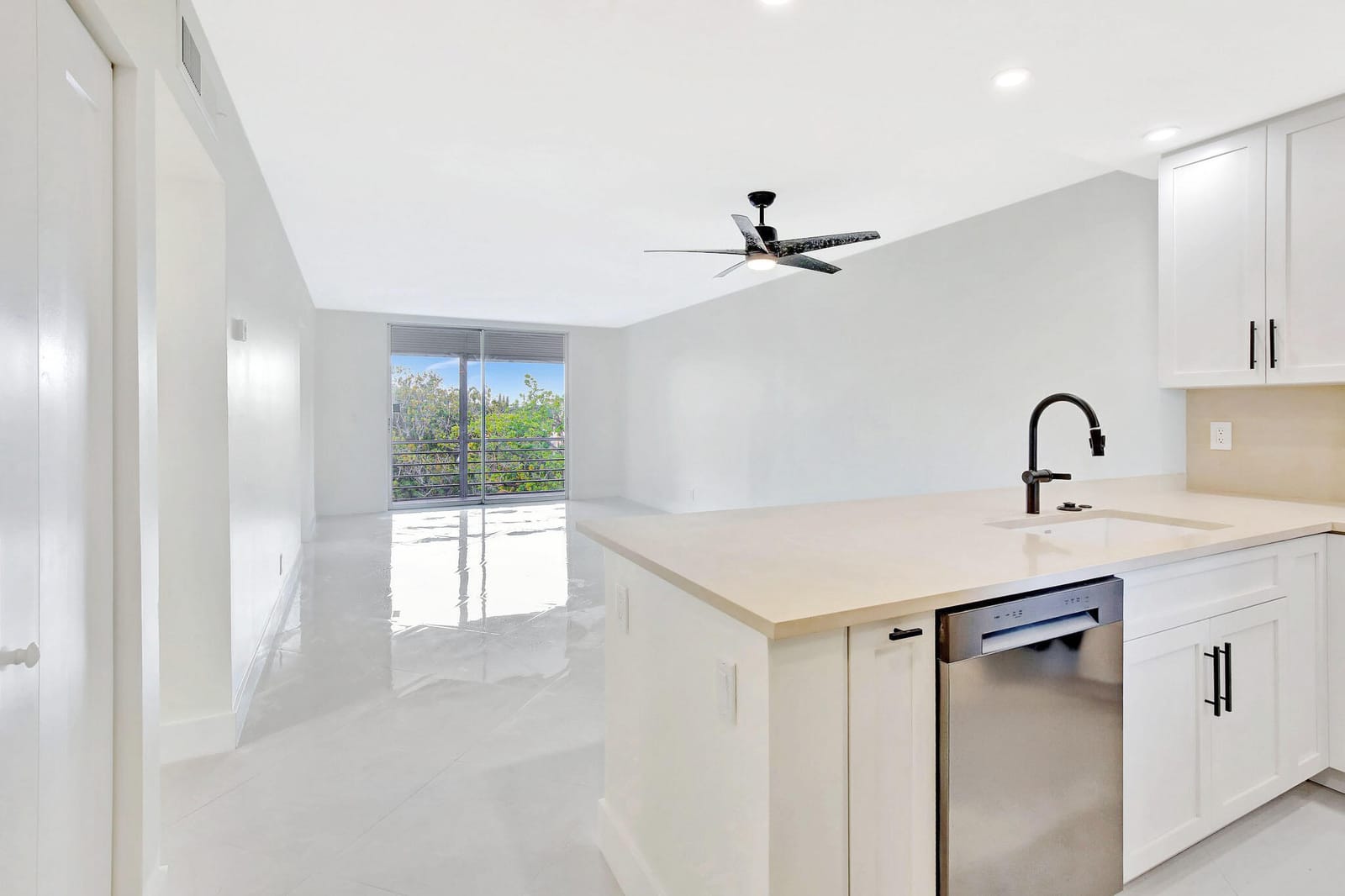 5275 NW 10th Court 405 — photo 5