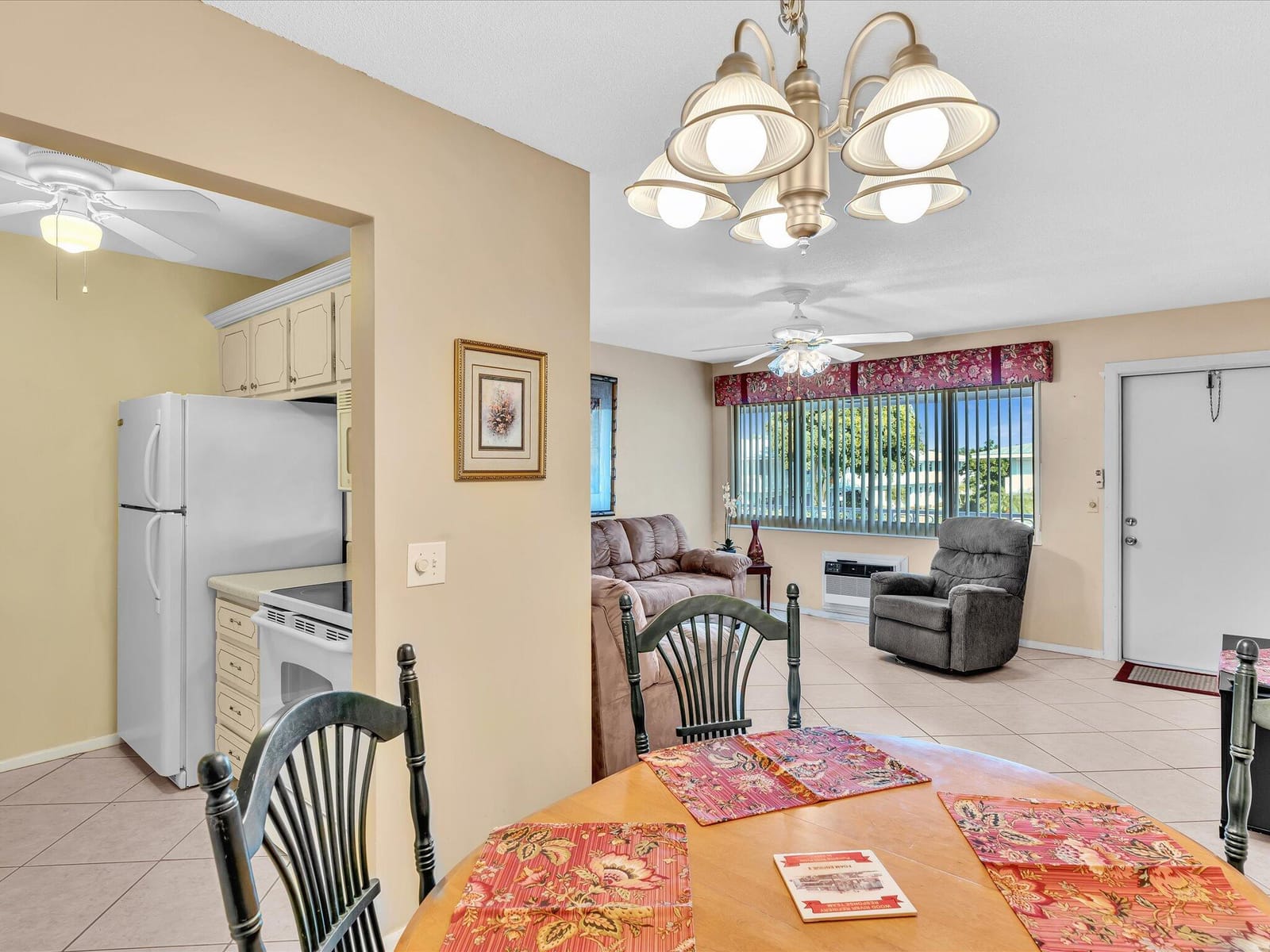 2542 S Federal Highway 0190 — photo 11