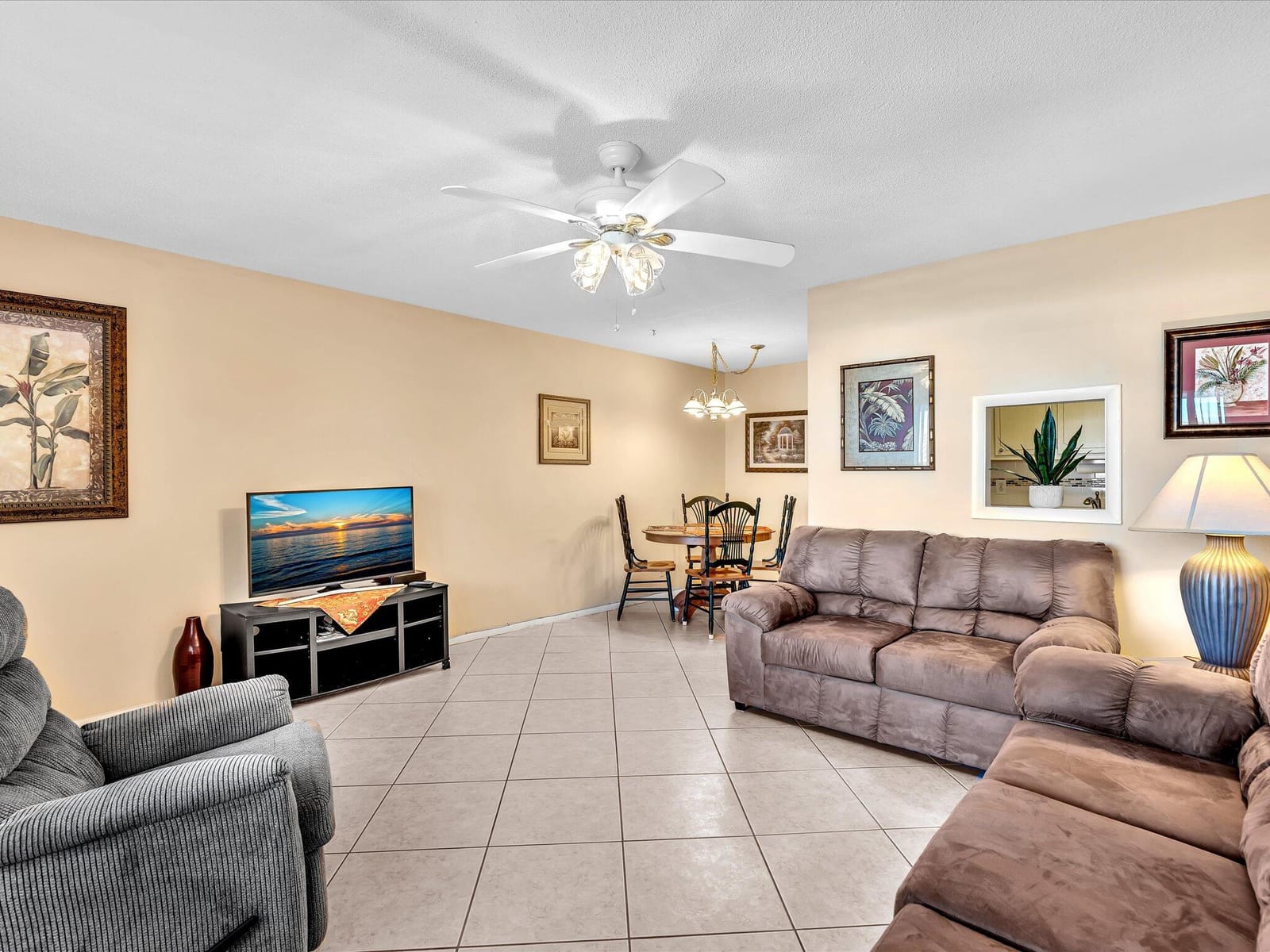 2542 S Federal Highway 0190 — photo 7