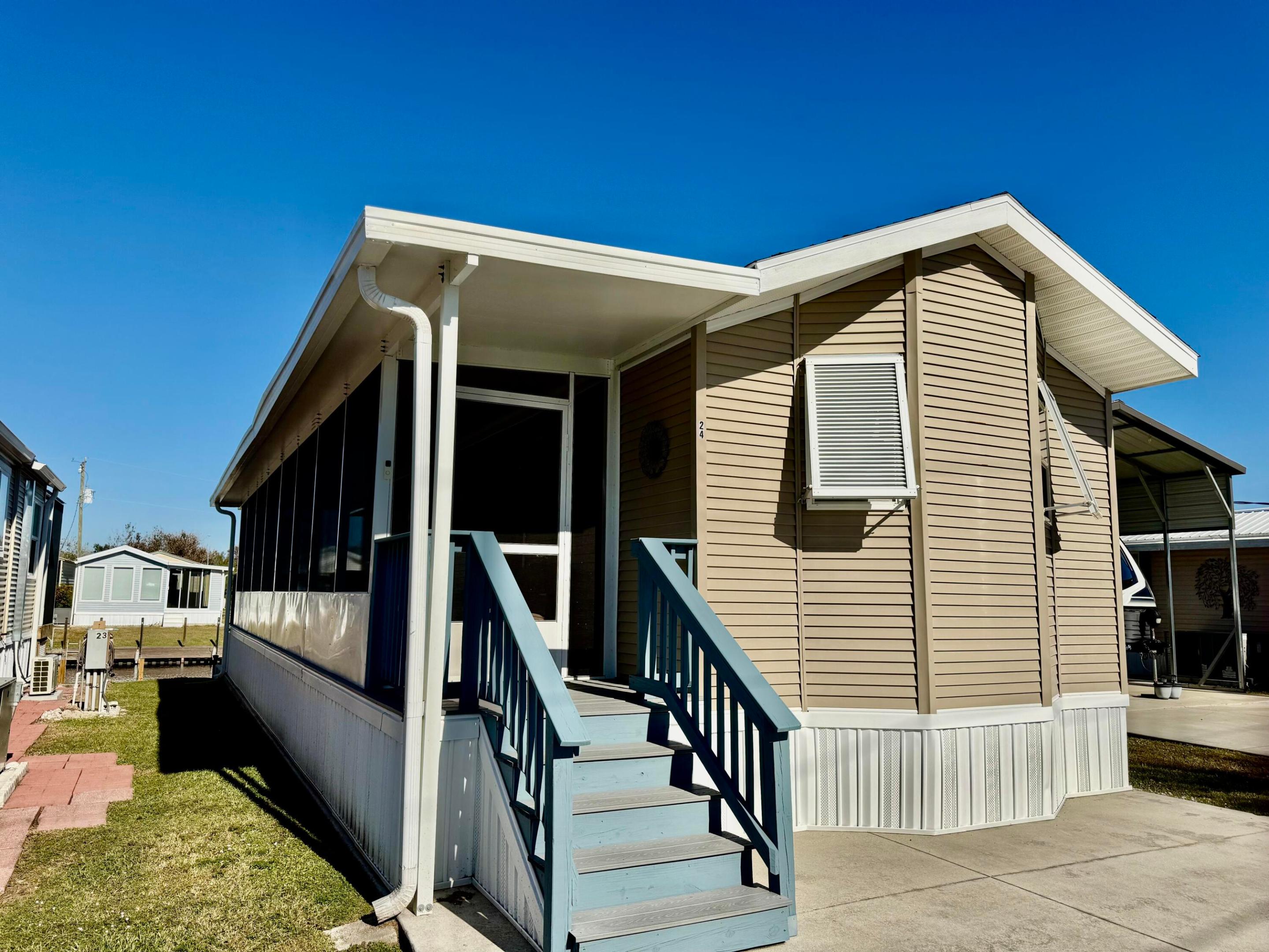 24 Shell Road, Okeechobee, FL 34974, Okeechobee