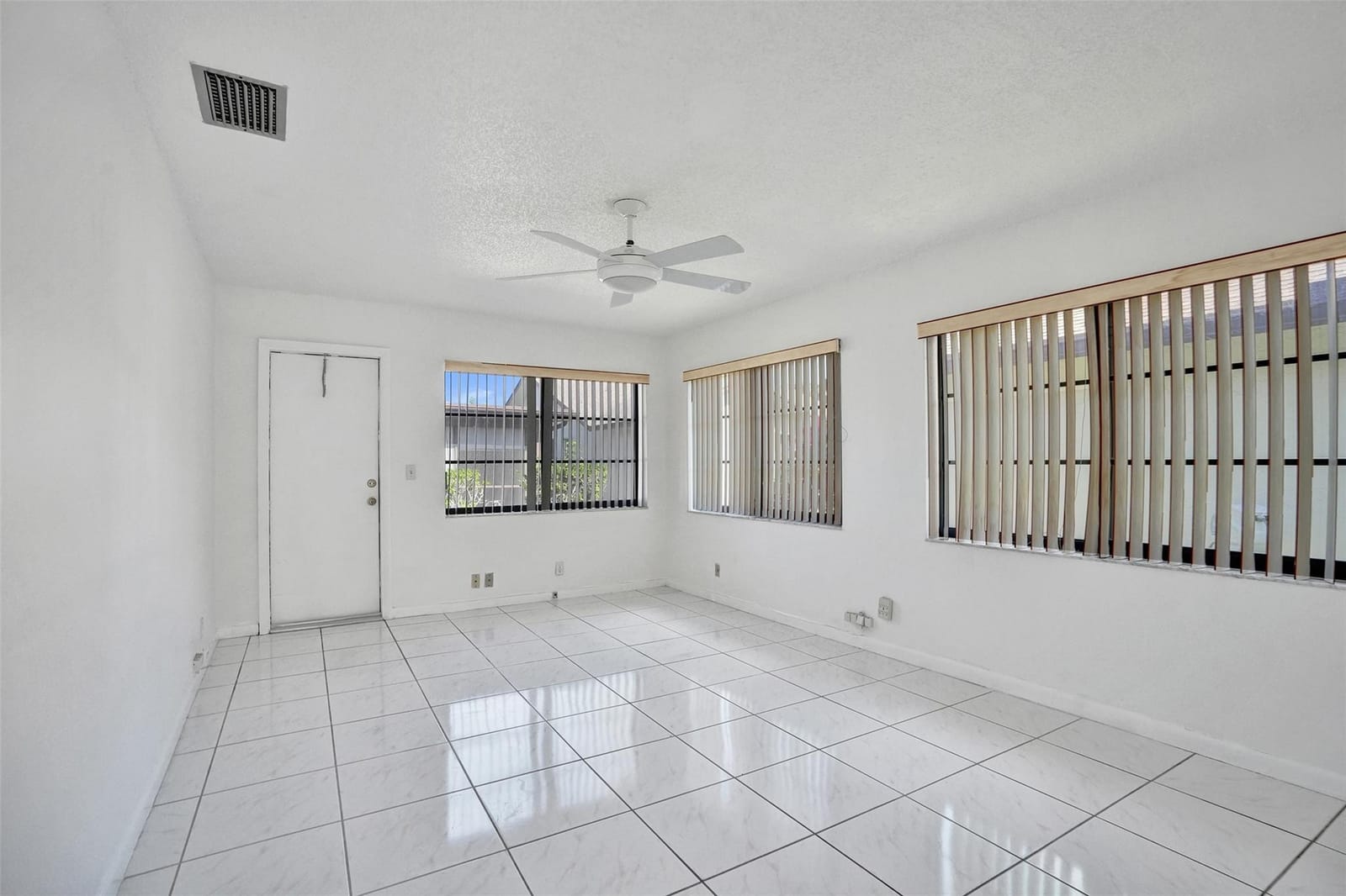 2359 SW 16th Drive, Deerfield Beach, FL 33442 photo 13