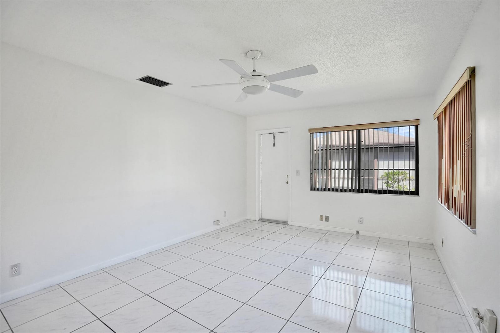 2359 SW 16th Drive, Deerfield Beach, FL 33442 photo 14
