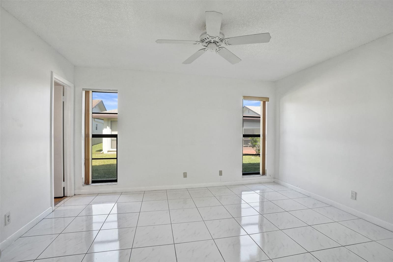 2359 SW 16th Drive, Deerfield Beach, FL 33442 photo 16