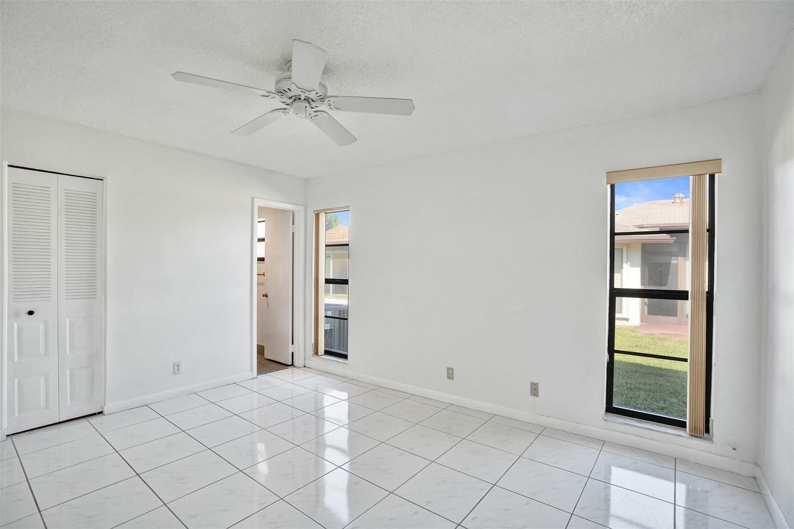 2359 SW 16th Drive, Deerfield Beach, FL 33442 photo 17