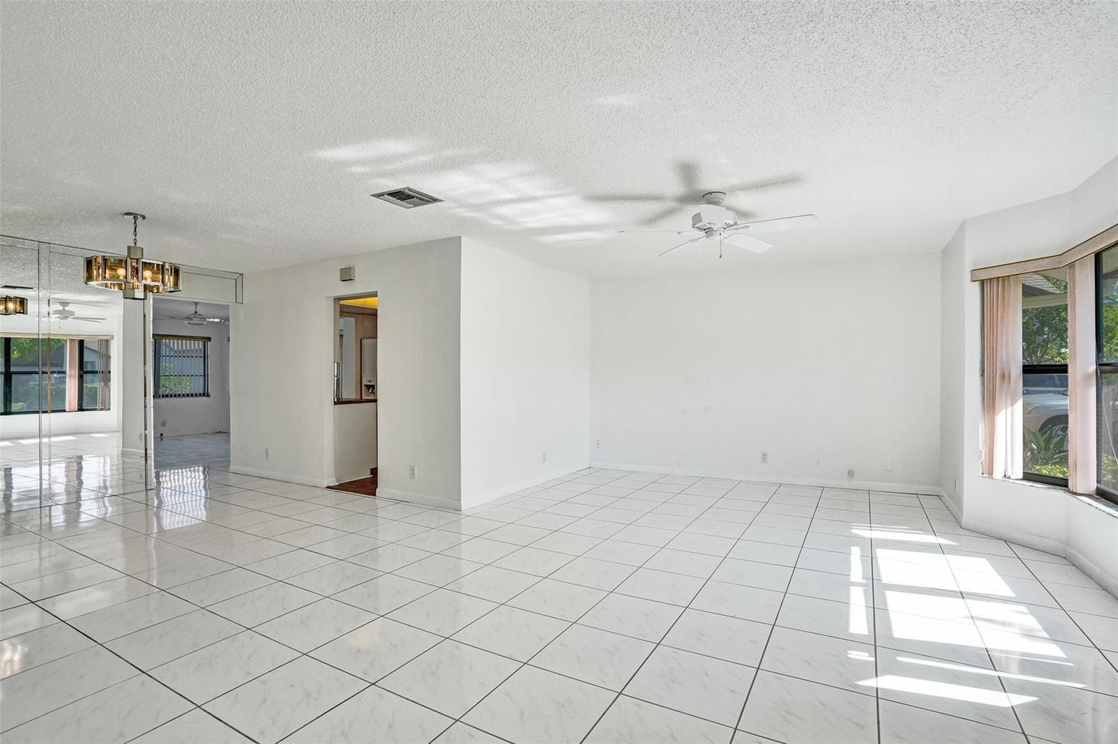 2359 SW 16th Drive, Deerfield Beach, FL 33442 photo 4