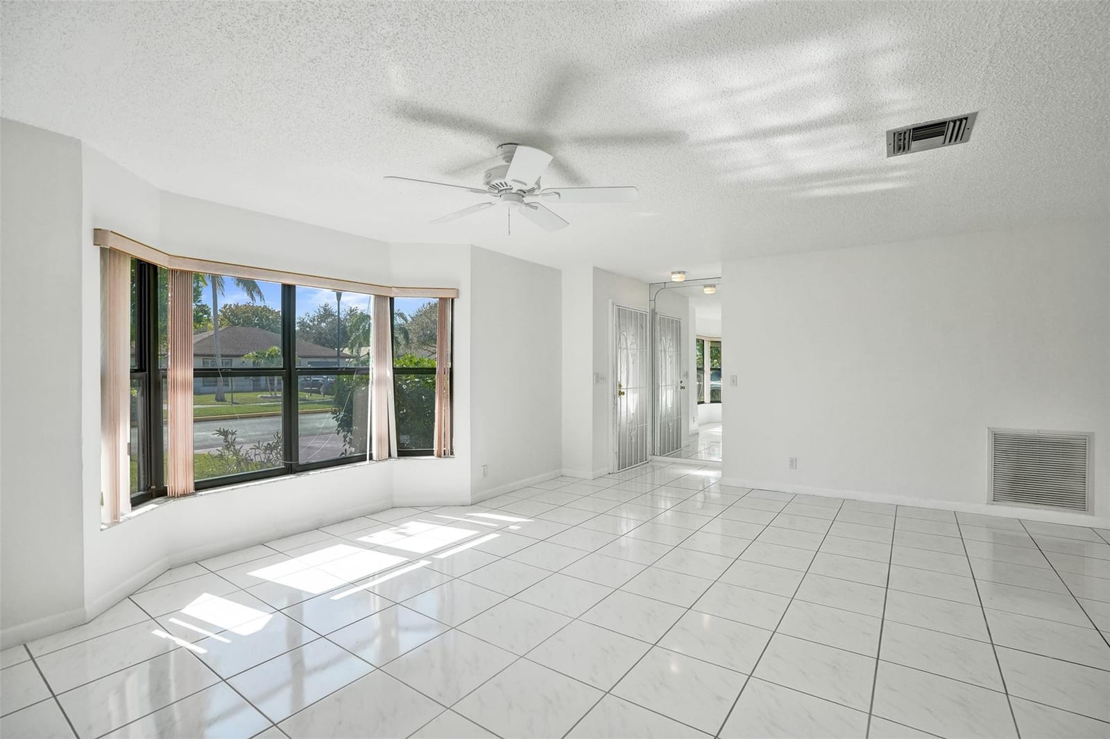 2359 SW 16th Drive, Deerfield Beach, FL 33442 photo 6