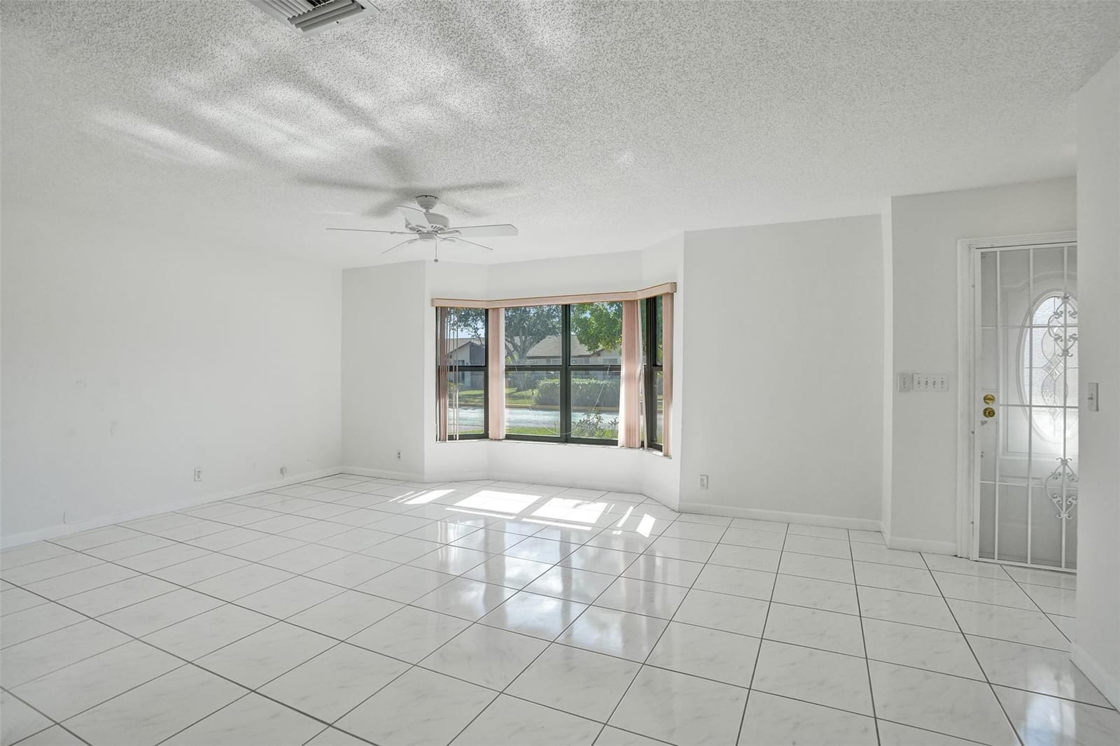 2359 SW 16th Drive, Deerfield Beach, FL 33442 photo 7