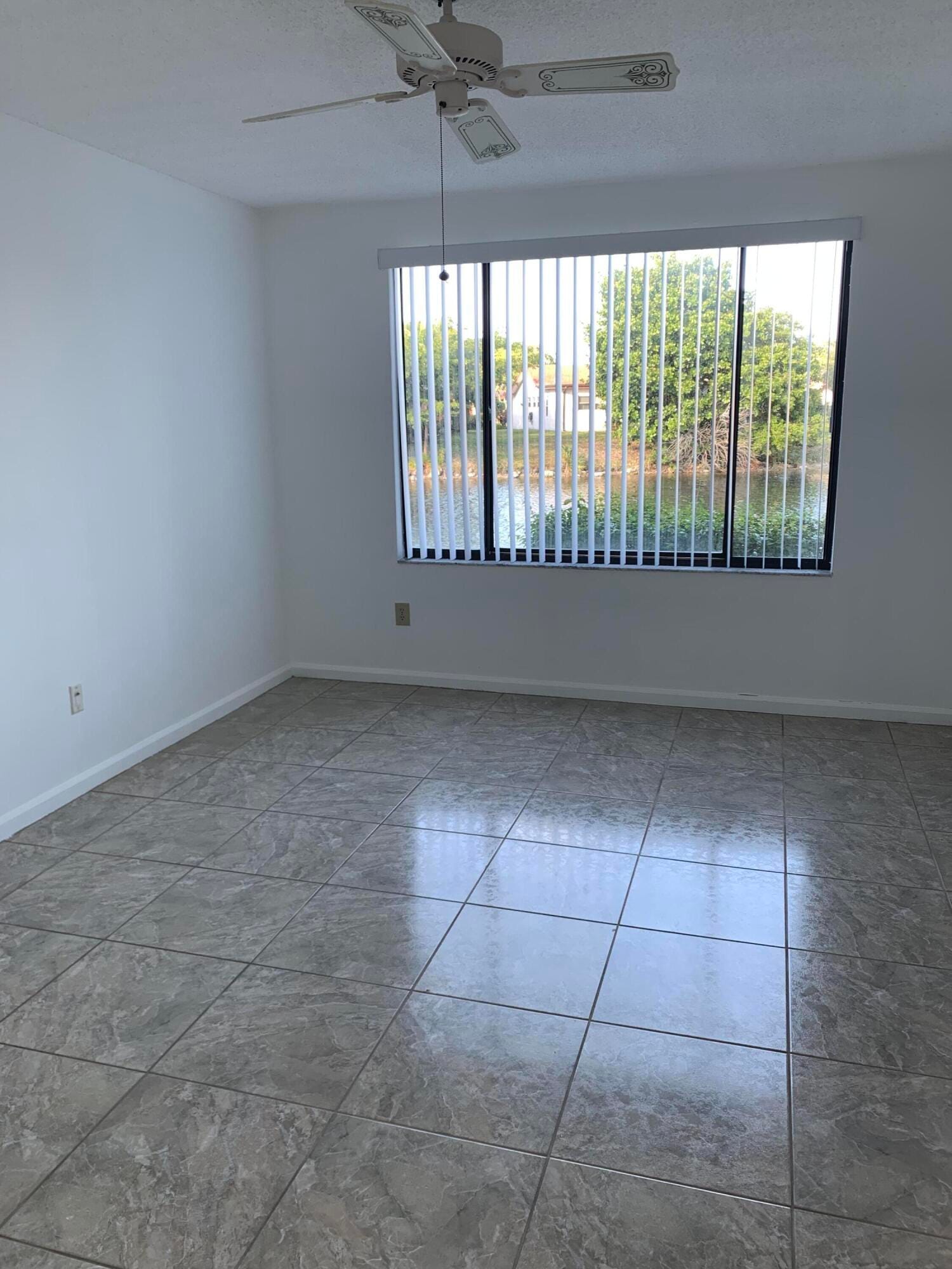 9531 N Belfort Circle 111, Tamarac, FL 33321 photo 14