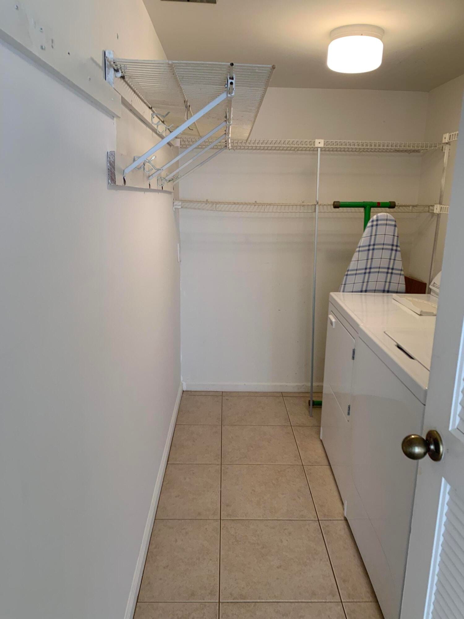 9531 N Belfort Circle 111, Tamarac, FL 33321 photo 22