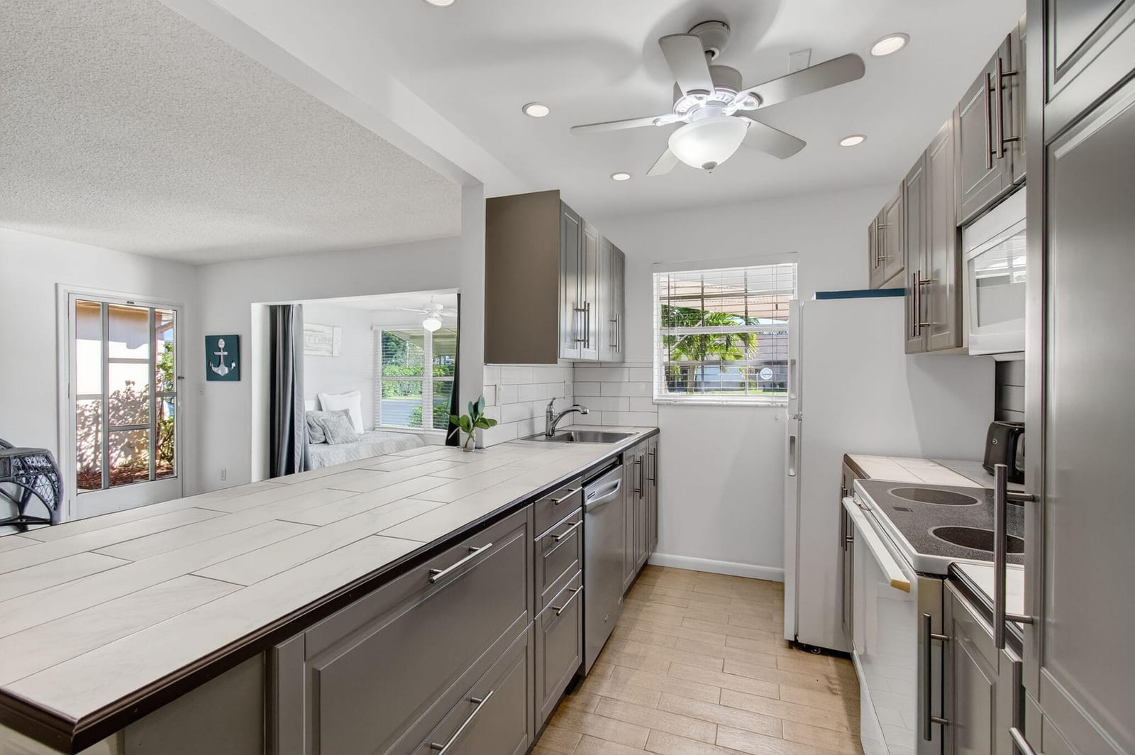 1382 High Point Way NE C, Delray Beach, FL 33445 photo 23