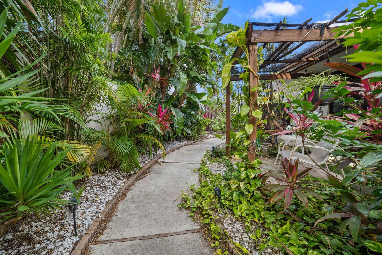 232 SW 28th Avenue, Delray Beach, FL 33445 photo 3