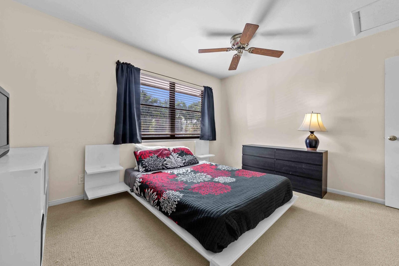 232 SW 28th Avenue, Delray Beach, FL 33445 photo 27