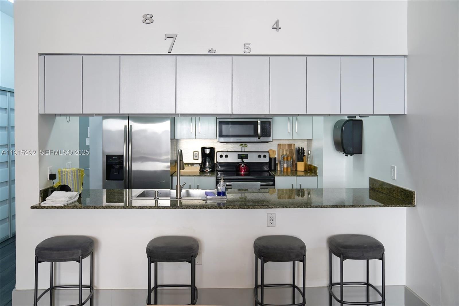 1200 Brickell Bay Drive 1406 — photo 5