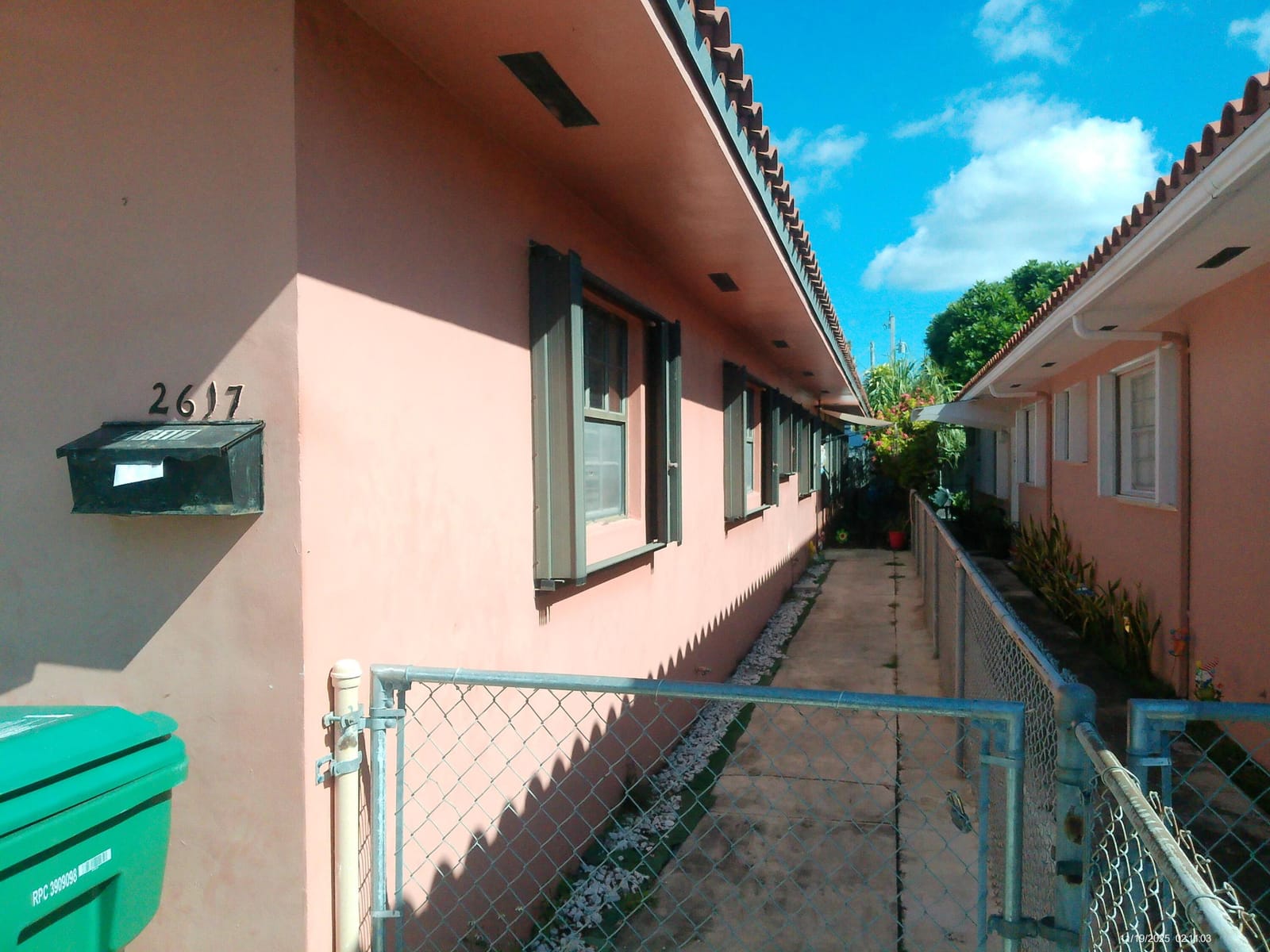 2615 SW 32nd Court, Miami, FL 33133 photo 3