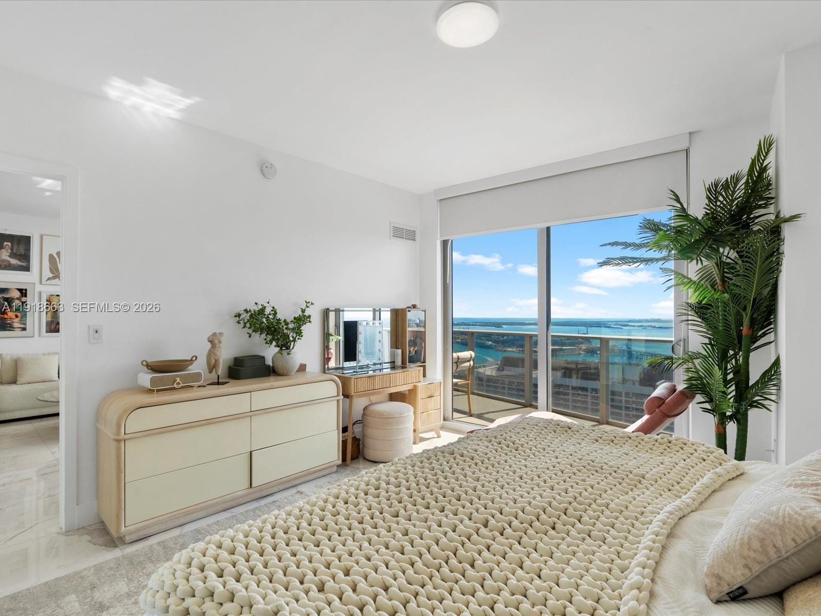 488 NE 18th Street 4610, Miami, FL 33132 photo 10