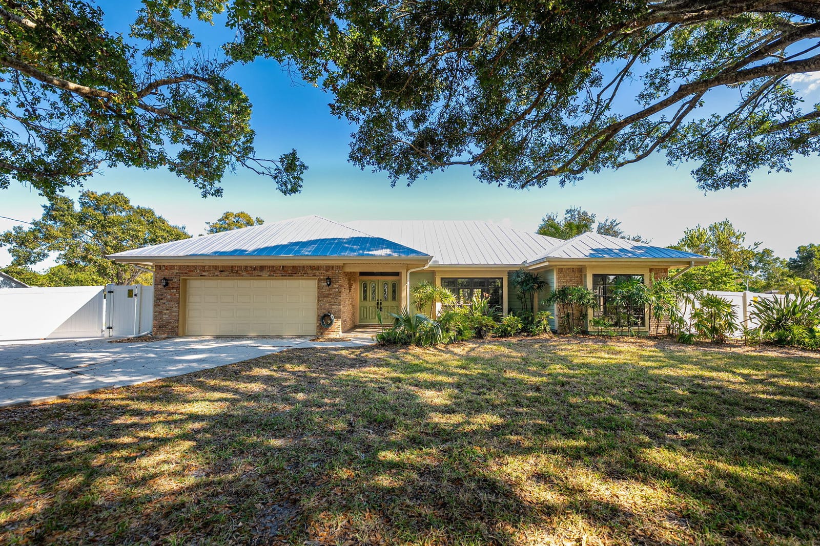 6106 Silver Oak Drive — photo 2