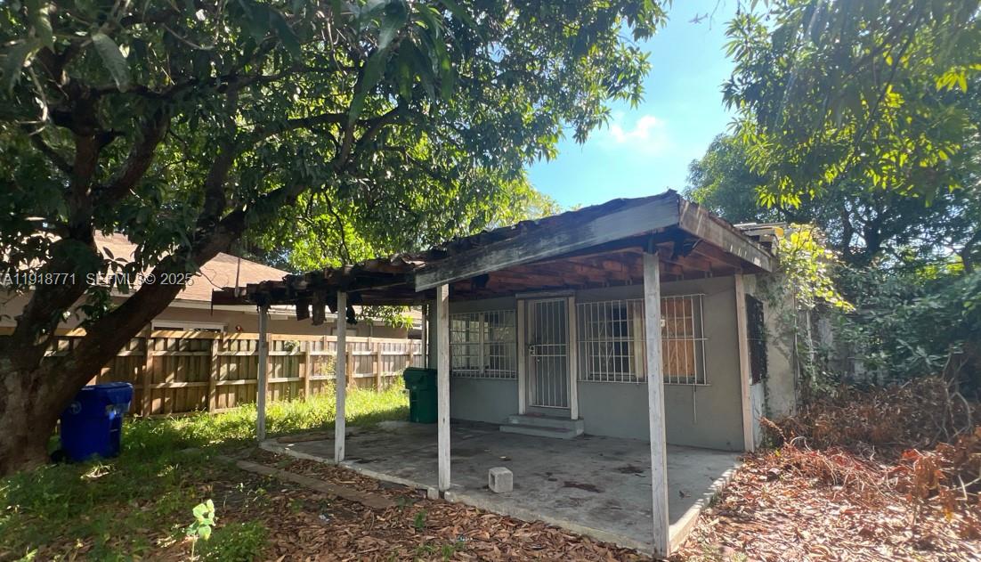 1168 NW 41st Street, Miami, FL 33127
