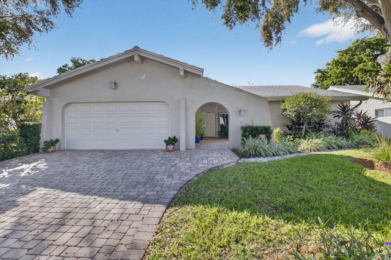 5656 Pinecrest Circle, Boca Raton, FL 33433