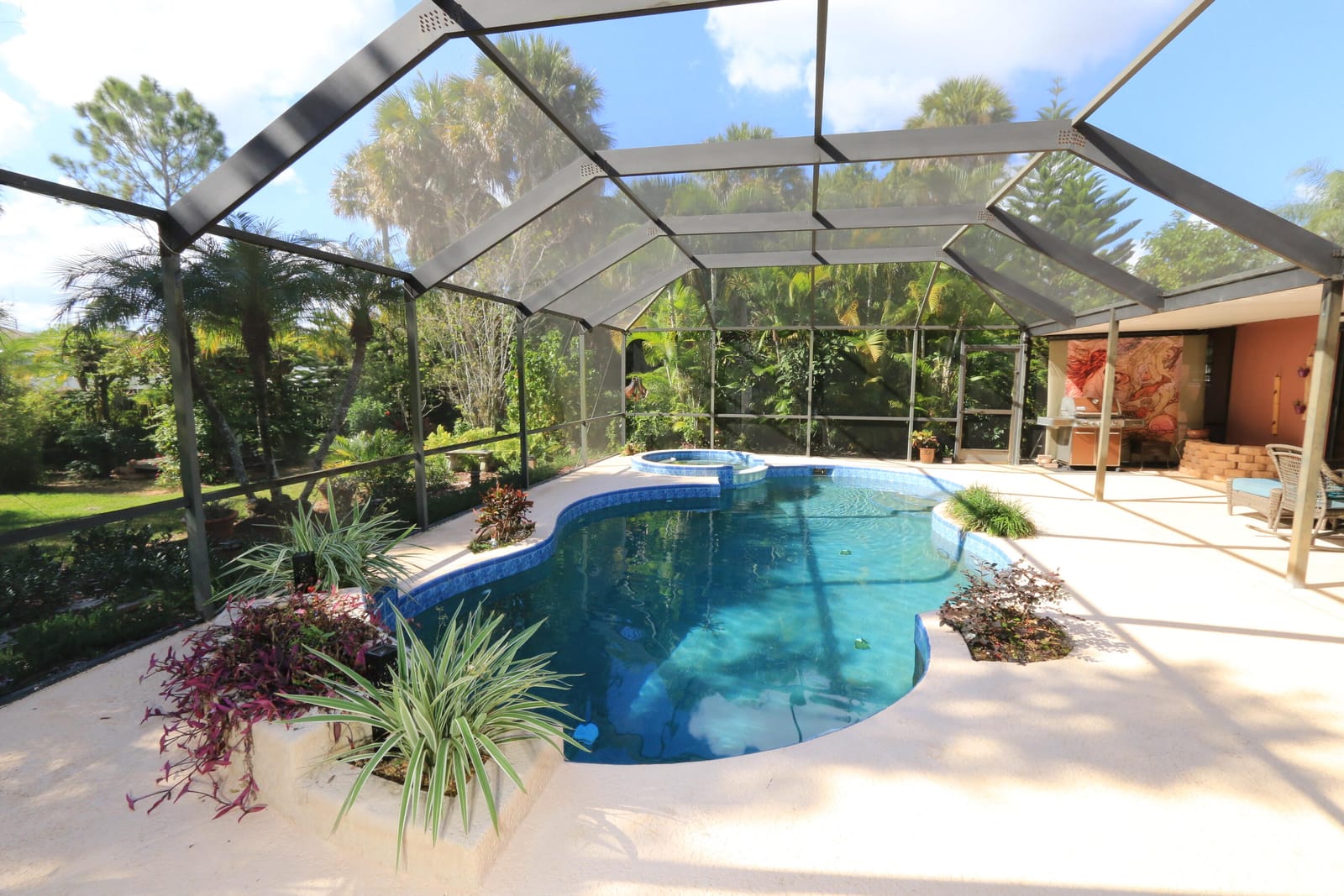 2142 SW Jaguar Avenue — photo 3