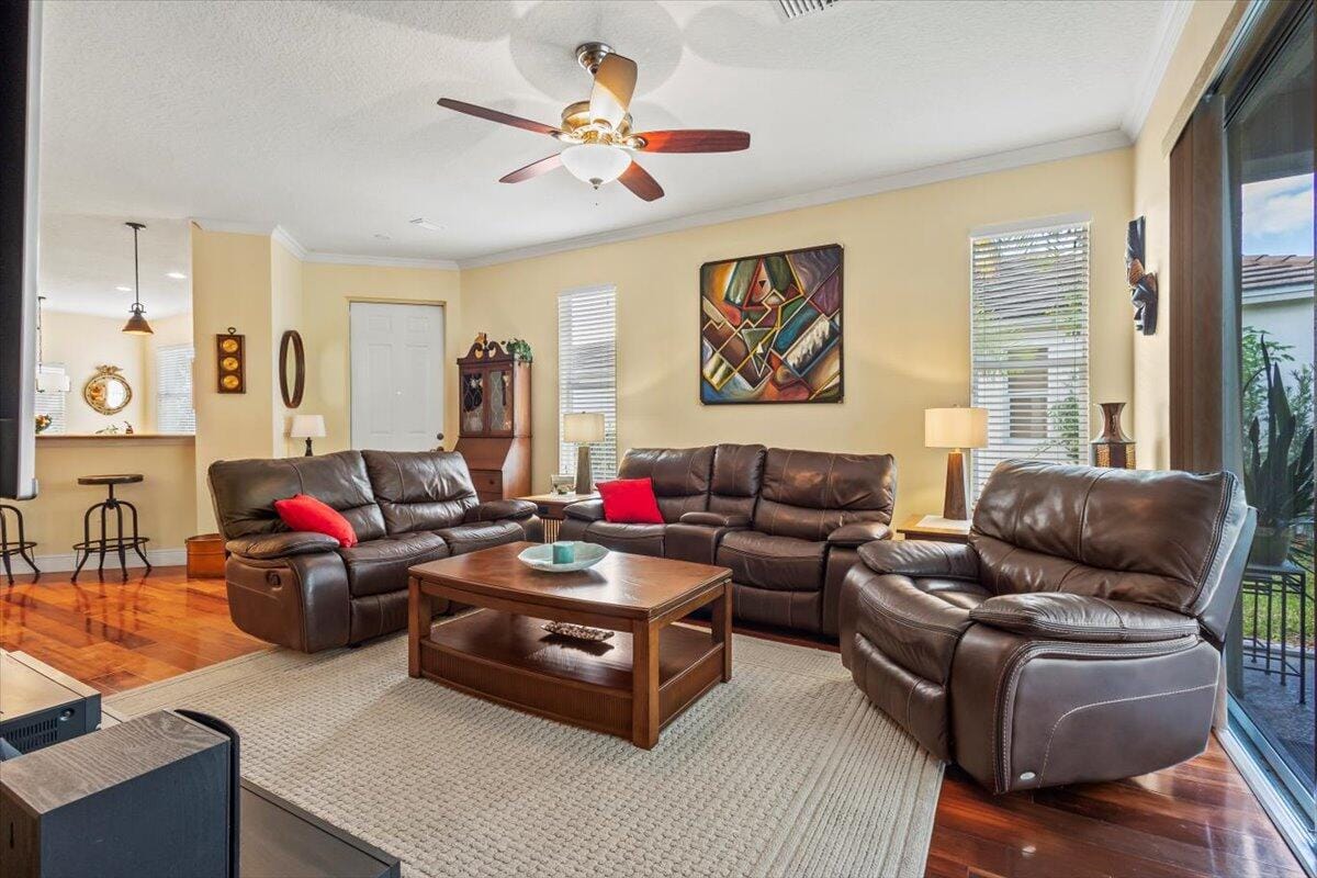 704 SW Rocky Bayou Terrace — photo 11