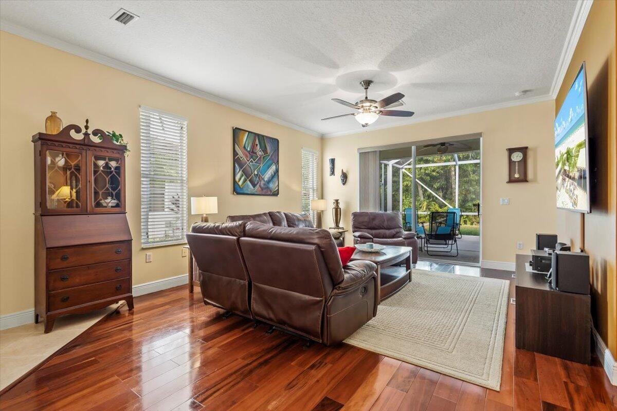 704 SW Rocky Bayou Terrace — photo 10