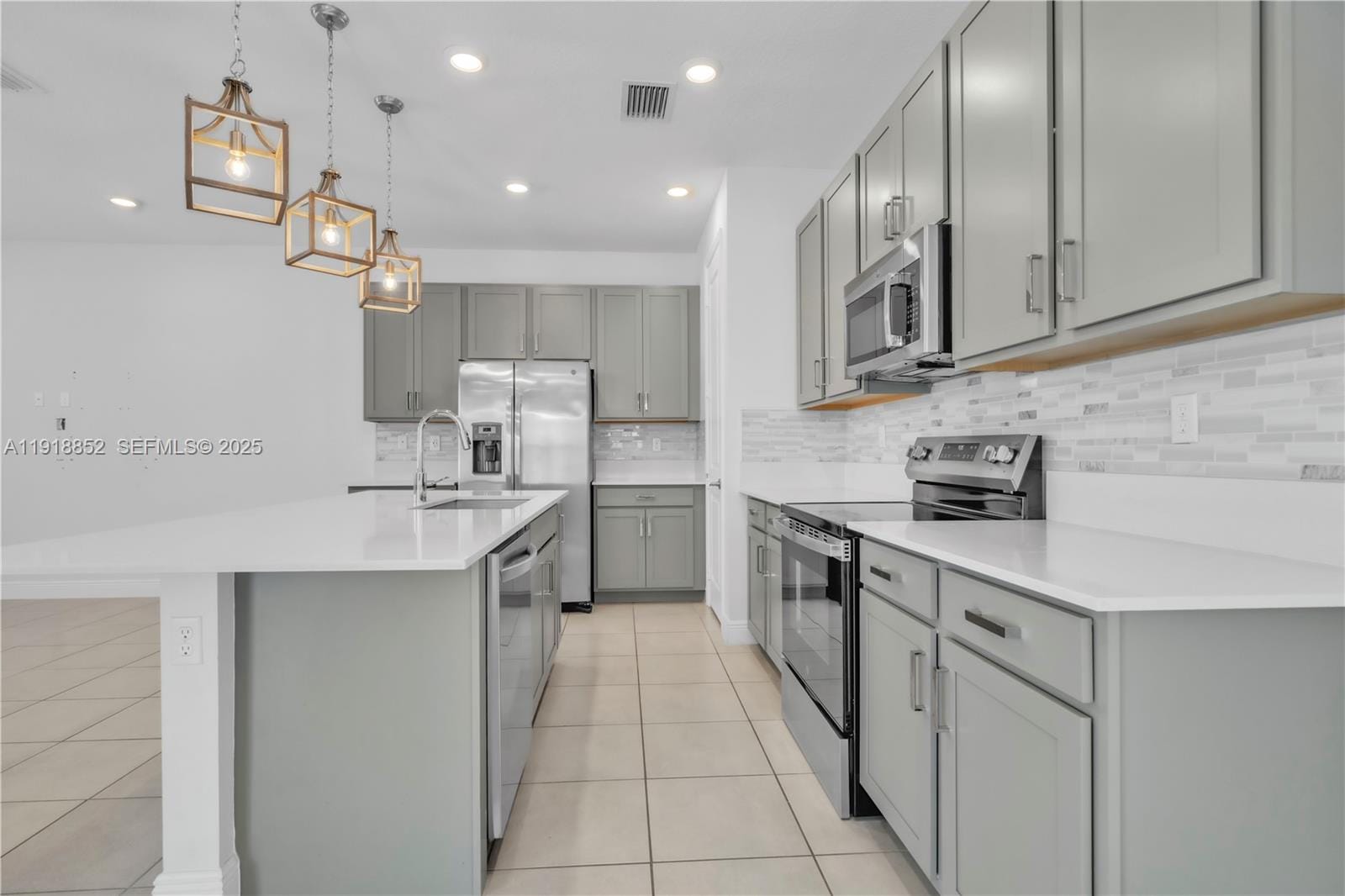 1101 Azul Court, Deerfield Beach, FL 33064 photo 17
