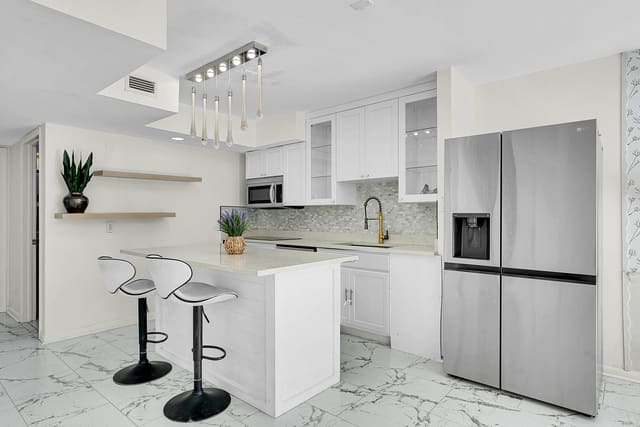9056 Green Meadows Way, sold in Pine Cone Estates, Palm Beach Gardens, FL