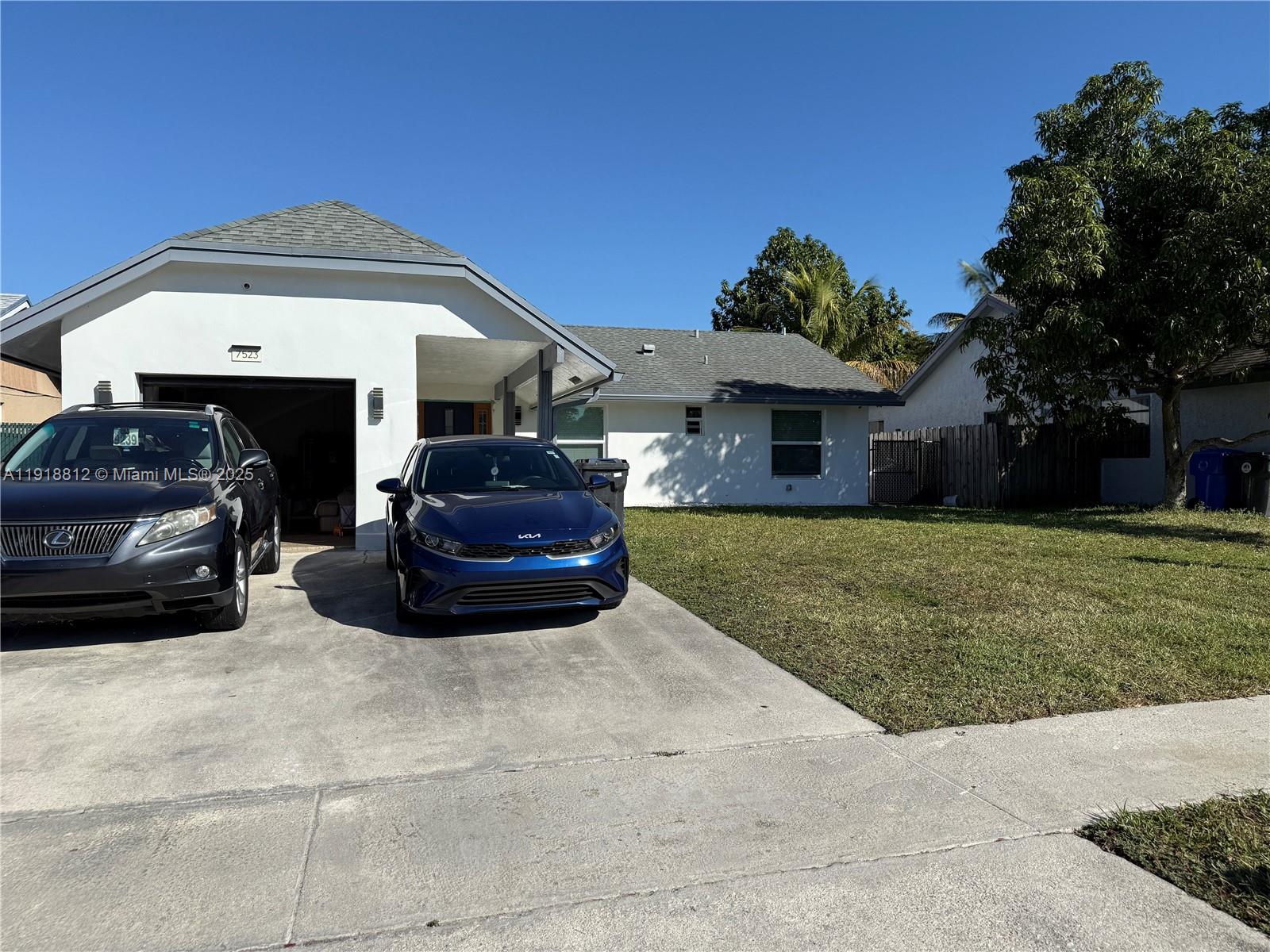 7523 SW 7th Place, North Lauderdale, FL 33068, North Lauderdale