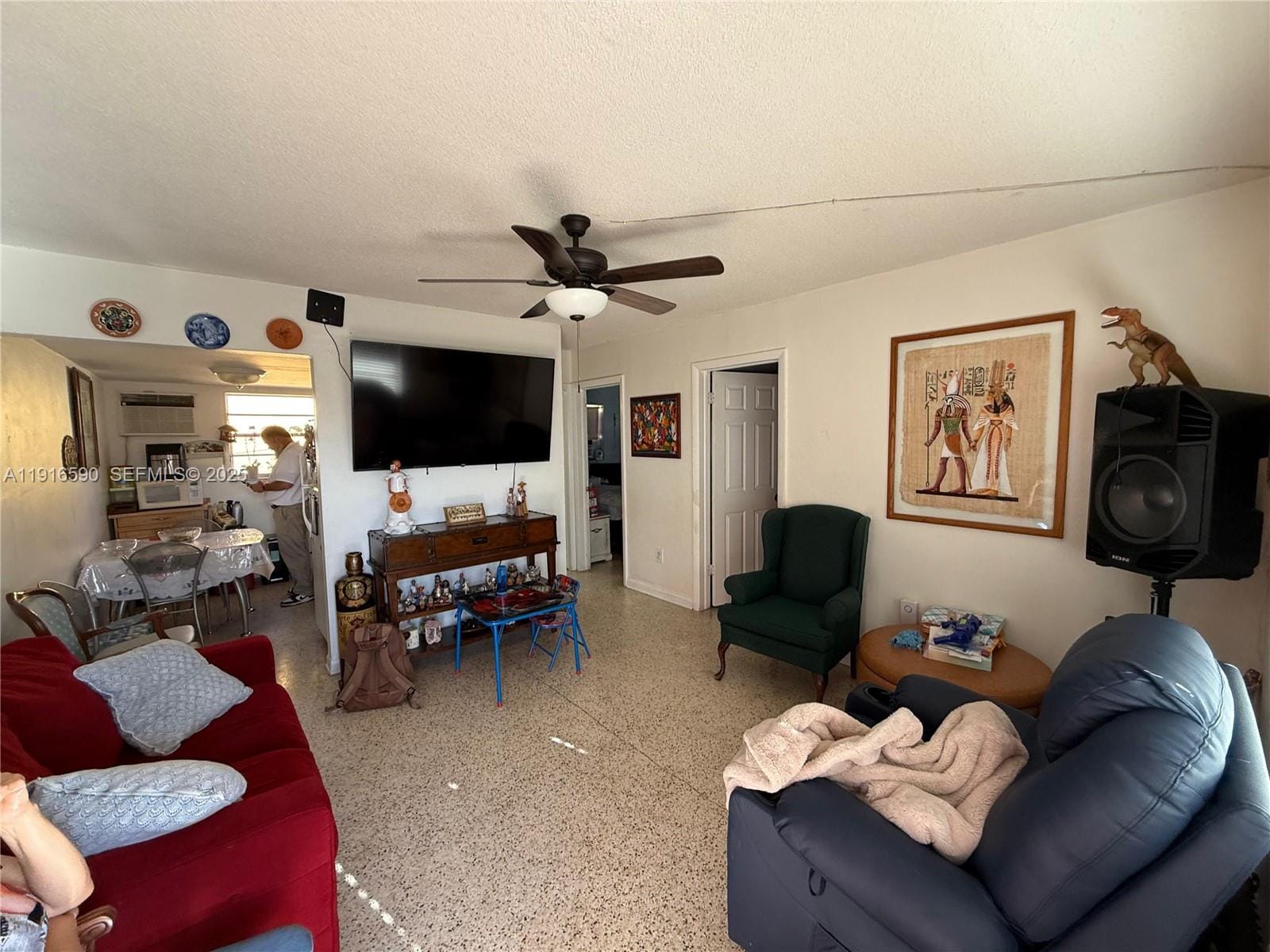 10831 SW 5th Street, Sweetwater, FL 33174 photo 10