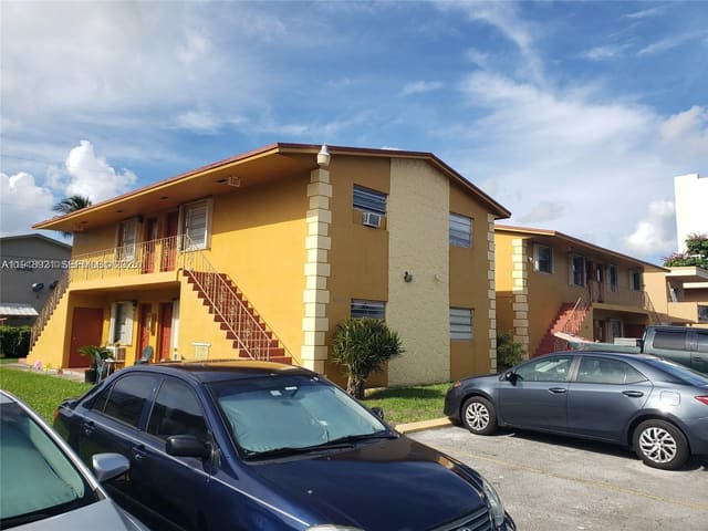 10821 SW 5th Street, sold in Sweetwater Groves .14 Ac, Sweetwater, FL