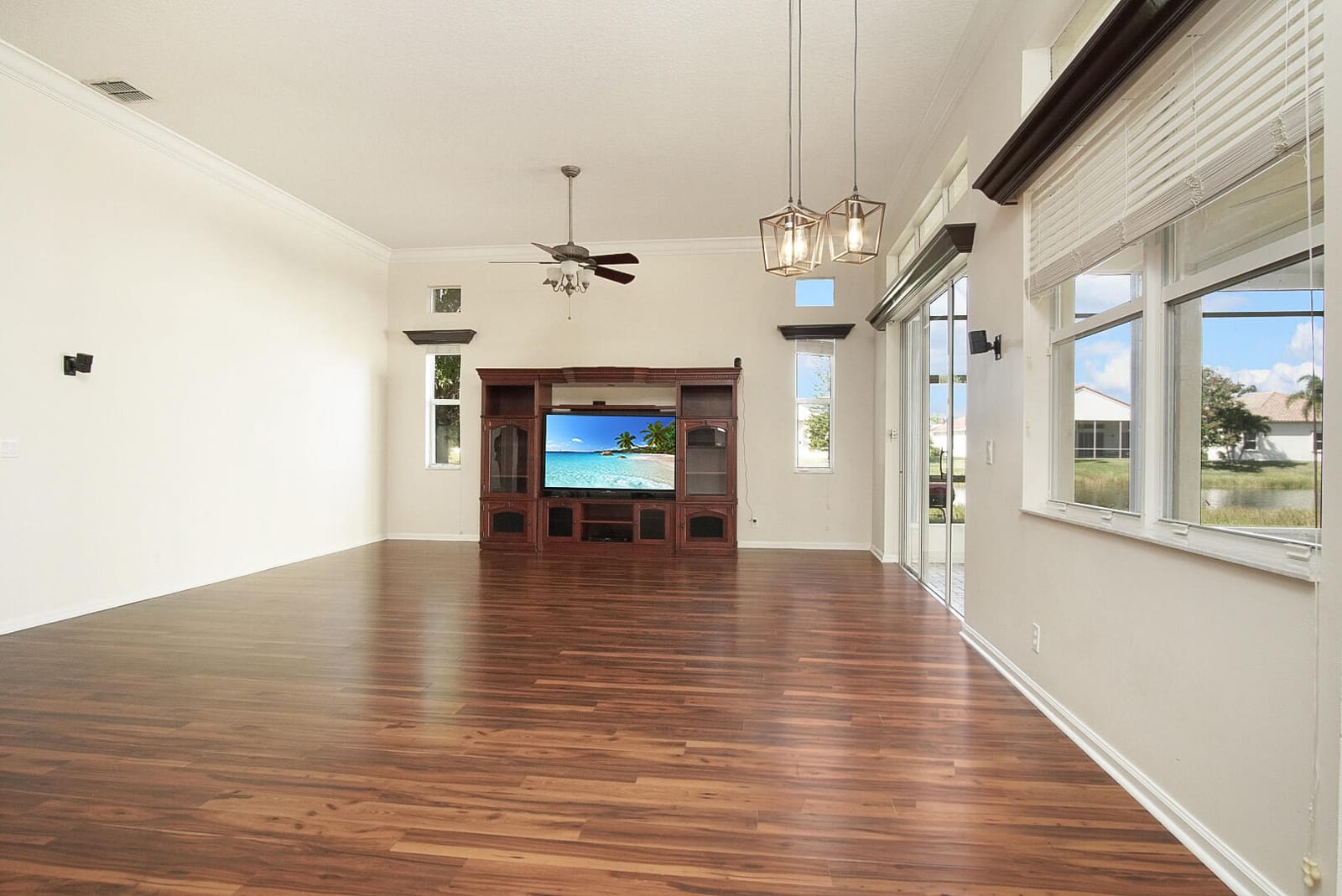 181 NW Magnolia Lakes Boulevard — photo 9