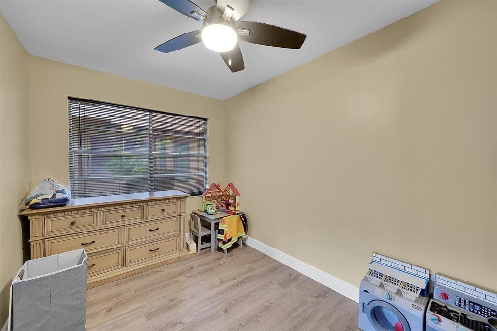 1910 Coquina Way — photo 11