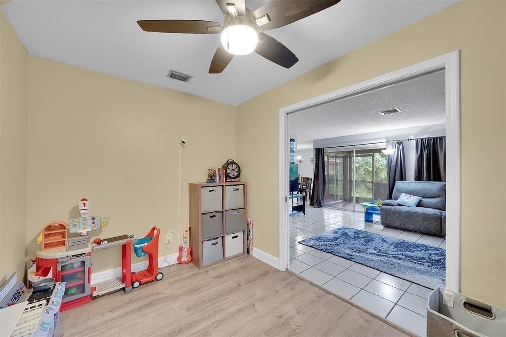 1910 Coquina Way — photo 12