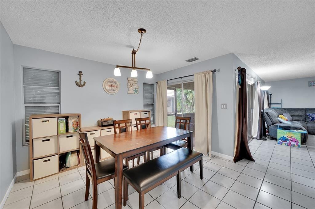 1910 Coquina Way — photo 8