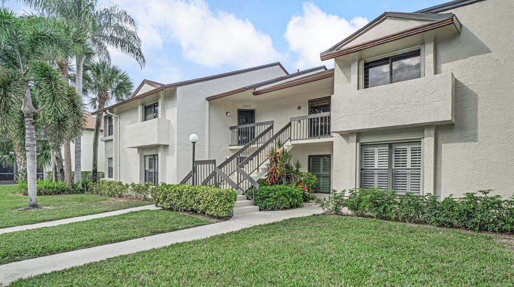 3304 Perimeter Drive, Greenacres, FL 33467 photo 3
