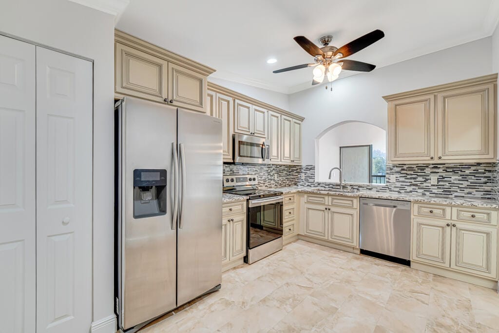 3304 Perimeter Drive, Greenacres, FL 33467 photo 7