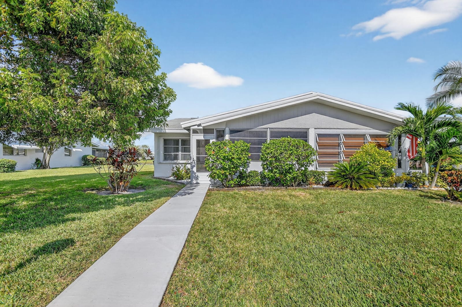 5311 Mariesa Avenue, West Palm Beach, FL 33417 photo 2