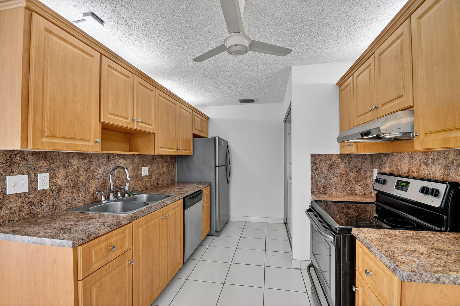 5311 Mariesa Avenue, West Palm Beach, FL 33417 photo 12