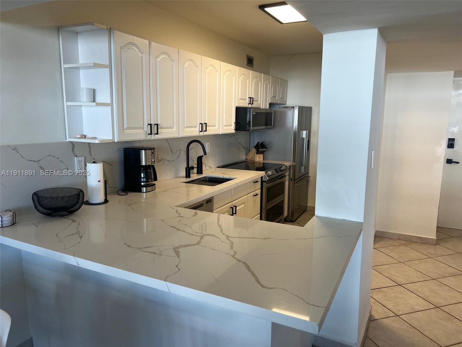 100 Lincoln Road 604, Miami Beach, FL 33139 photo 23