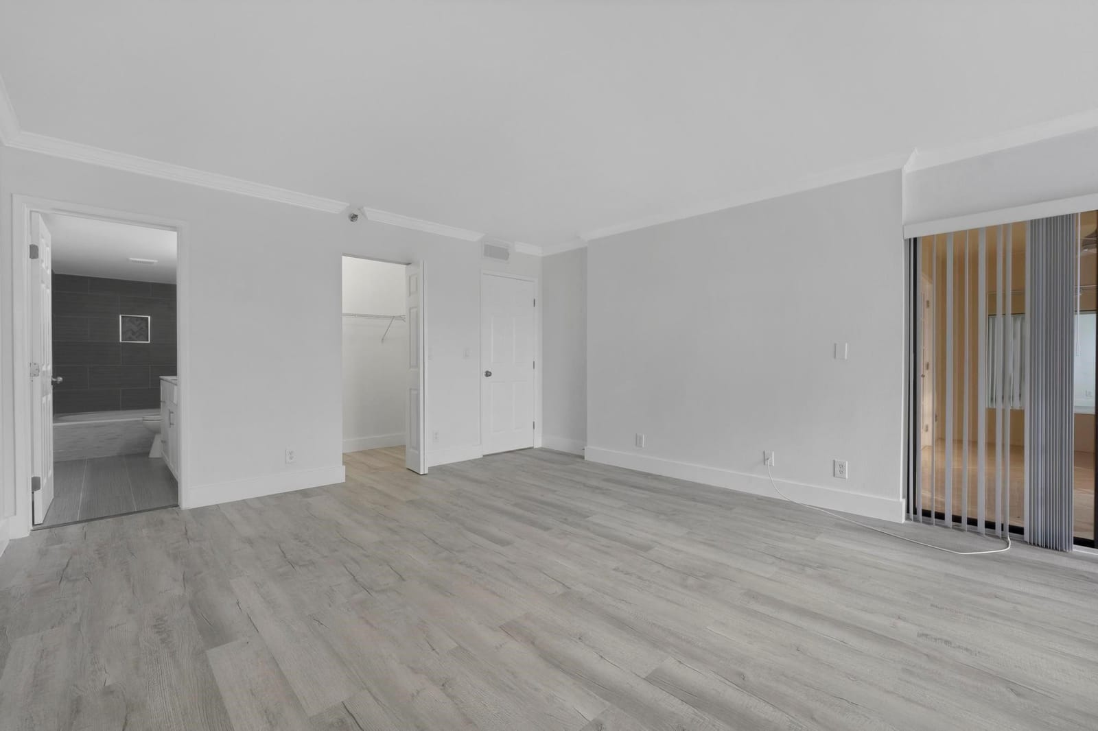2200 S Cypress Bend Drive 402, Pompano Beach, FL 33069 photo 14