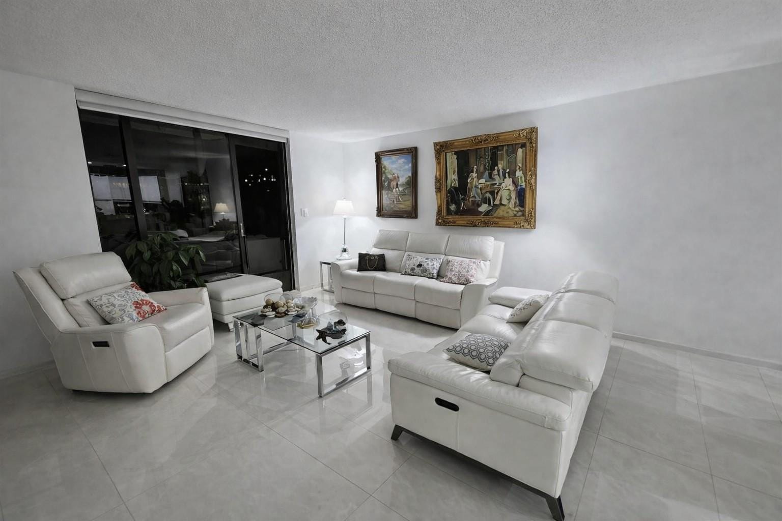 2500 Parkview Drive 403 — photo 4