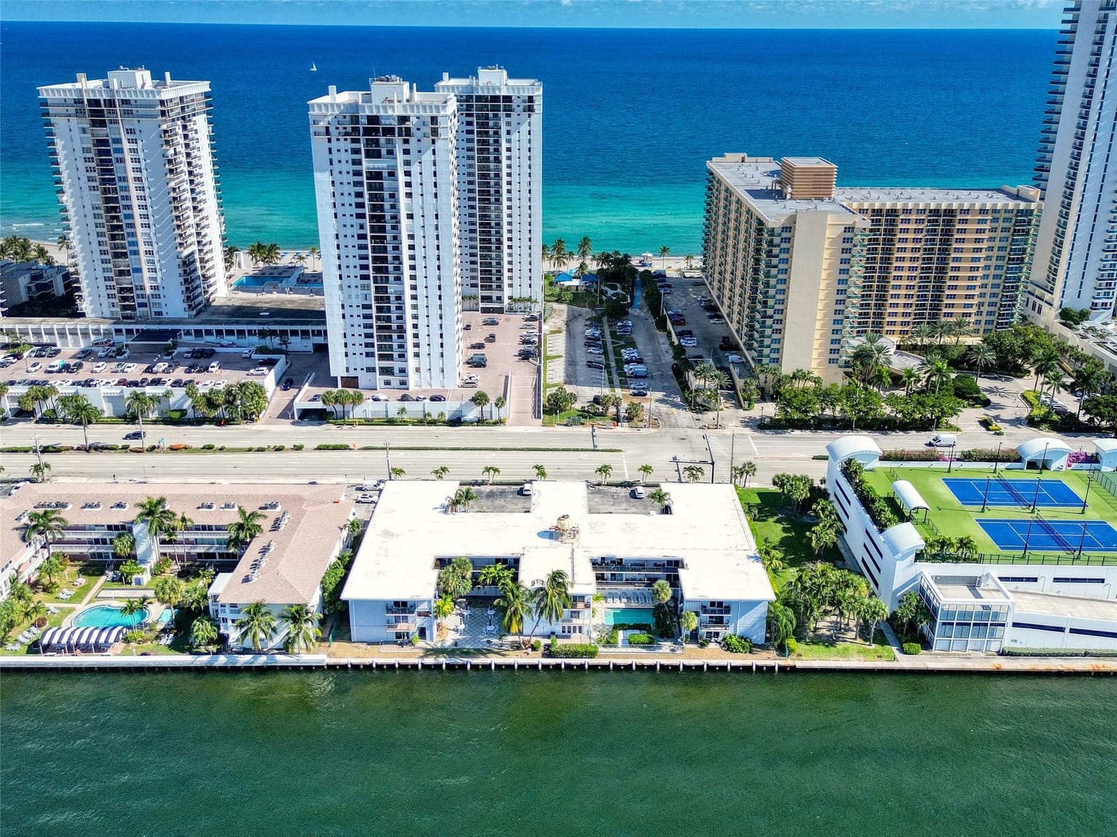 2600 S Ocean Drive 113 — photo 3