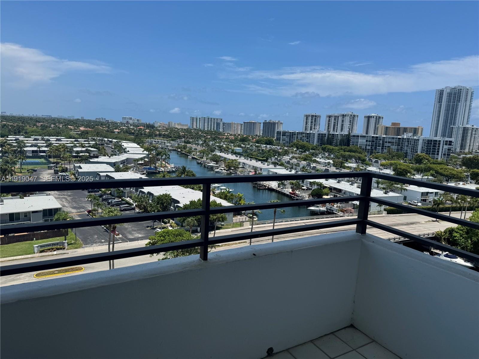 2500 Parkview Drive 1109 — photo 2