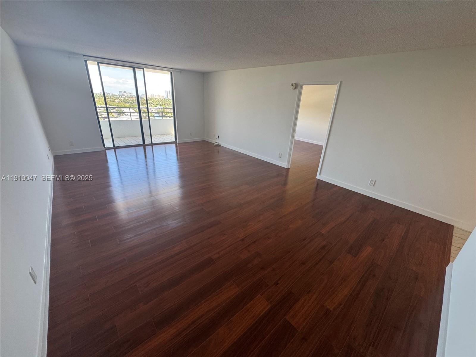 2500 Parkview Drive 1109 — photo 3