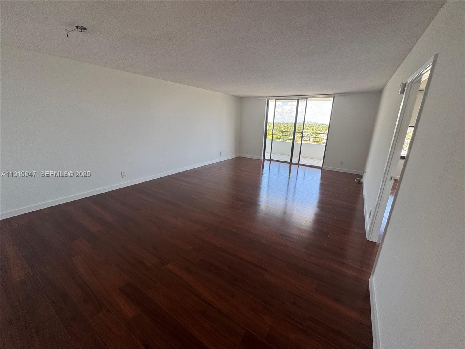 2500 Parkview Drive 1109 — photo 5