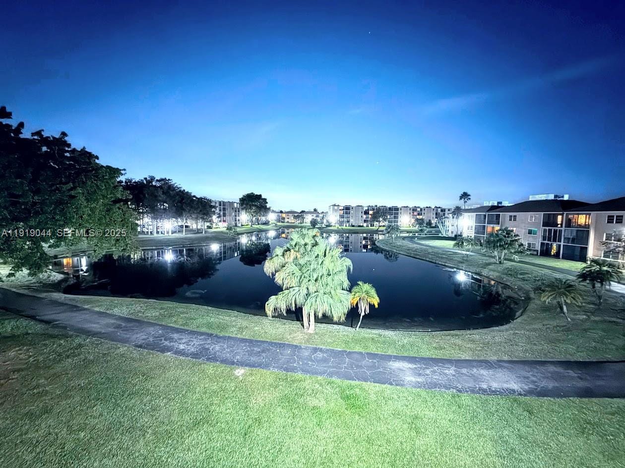 7900 NW 50th Street 304, Lauderhill, FL 33351