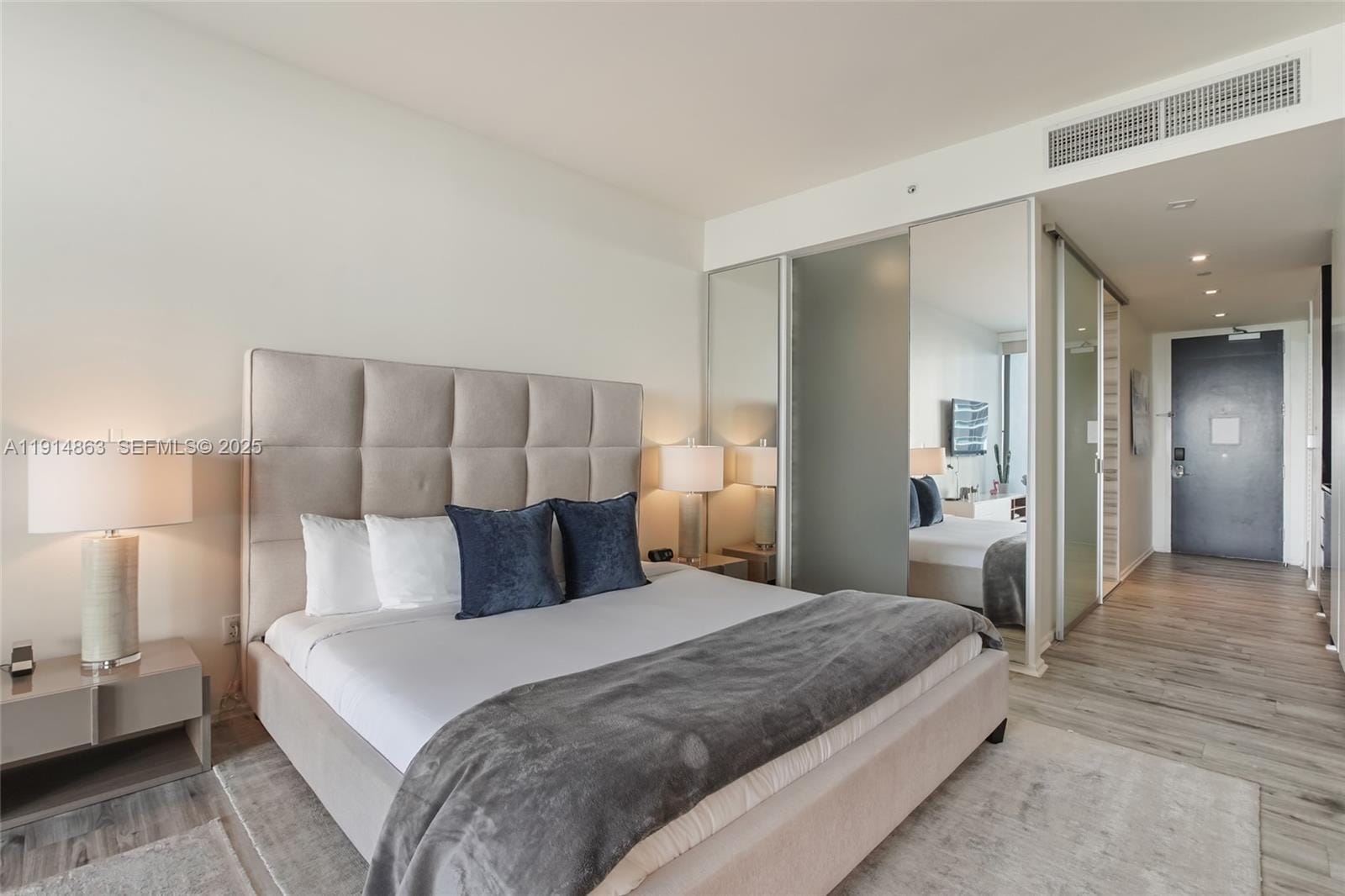 2201 Collins Avenue 523, Miami Beach, FL 33139 photo 11