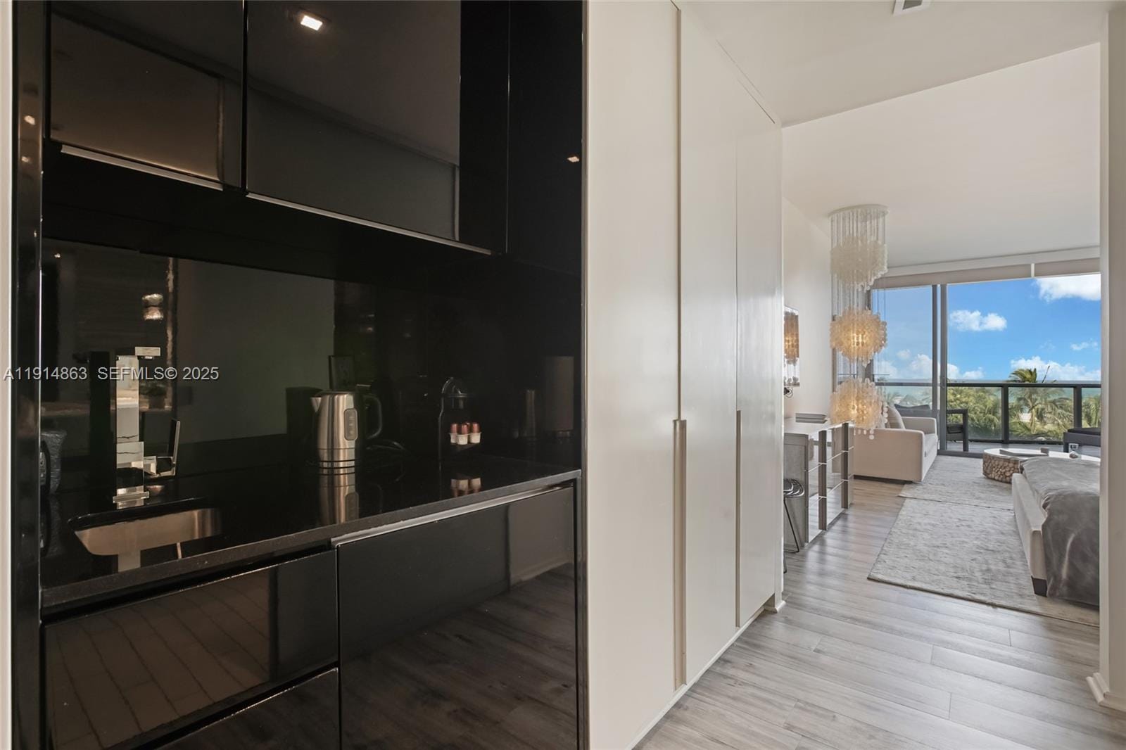 2201 Collins Avenue 523, Miami Beach, FL 33139 photo 14